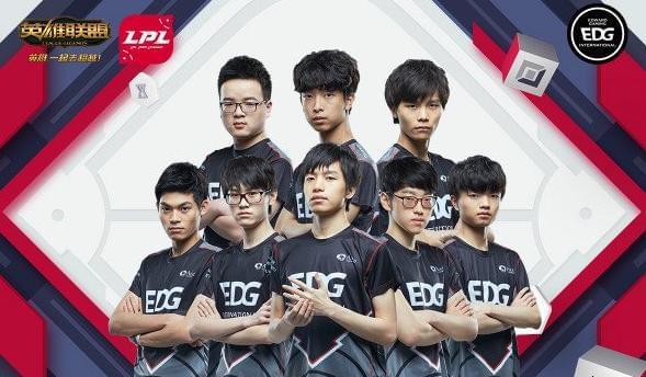 队如何在困 队如何在困