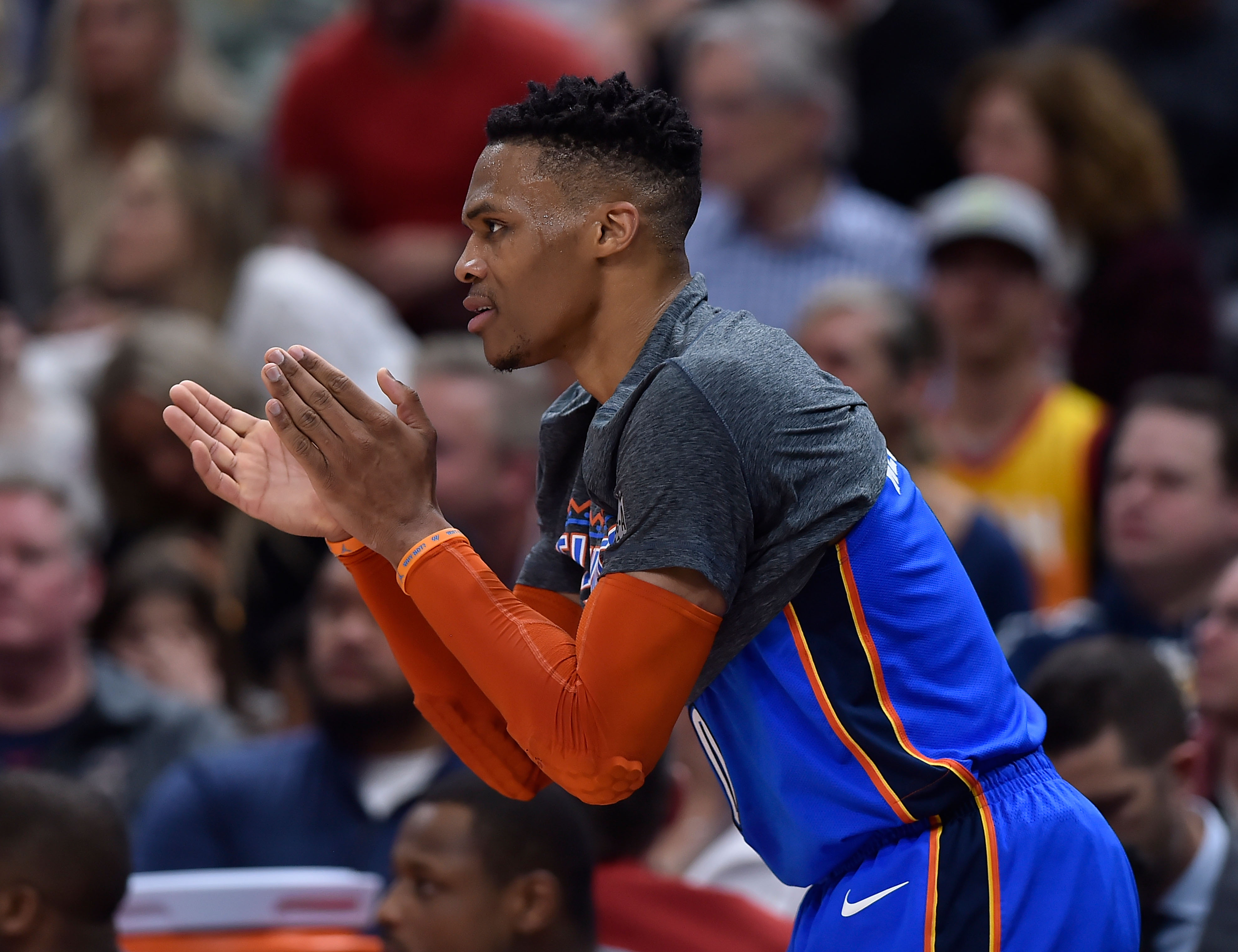 25扳回一 25扳回一