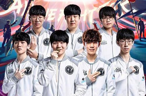 大手笔引援 大手笔引援