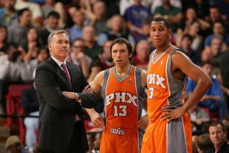 更源於對家 更源於對家