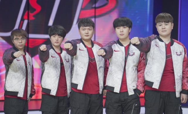 做一番比较 做一番比较